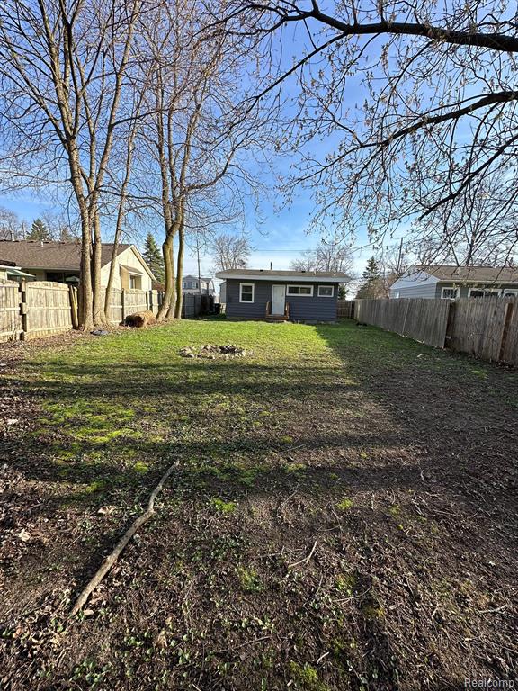 667 Heights Road Lake Orion, MI 48362 - Photo 14 of 16