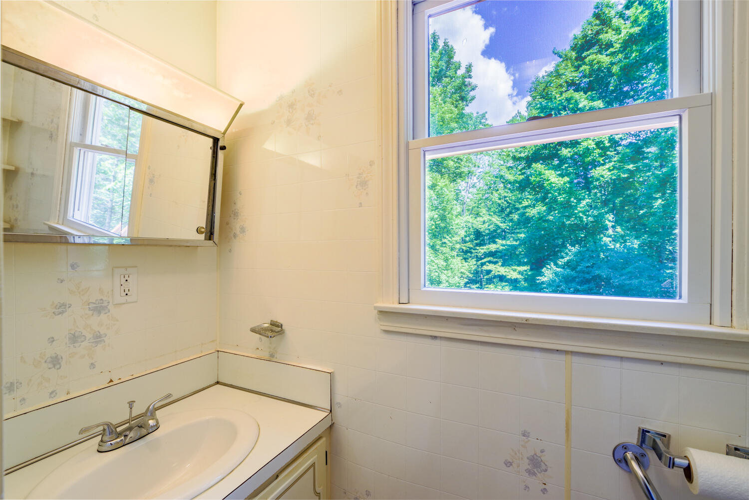 513 Buzzell Hill Road Hope, ME 04847 - Photo 15 of 48 513 Buzzle Hill Rd 12-(ZF-0025-24306-1-0