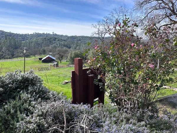 $869,000 | 1933 Appaloosa Road, Angels Camp, CA 95222