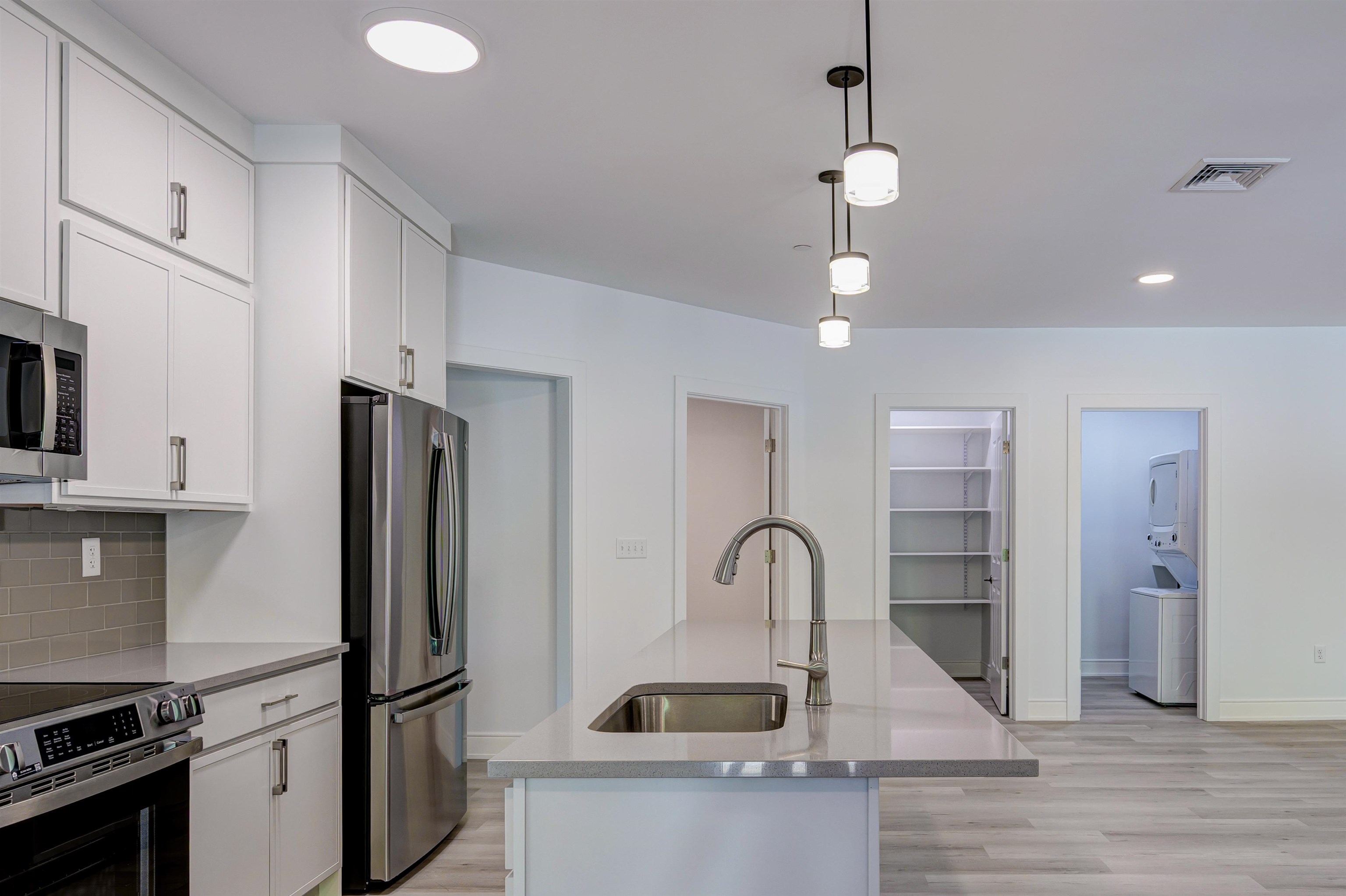2059 Lafayette Road, Unit 202 Portsmouth, NH 03801 - Photo 10 of 31