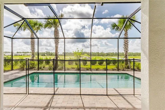 a view of outdoor space