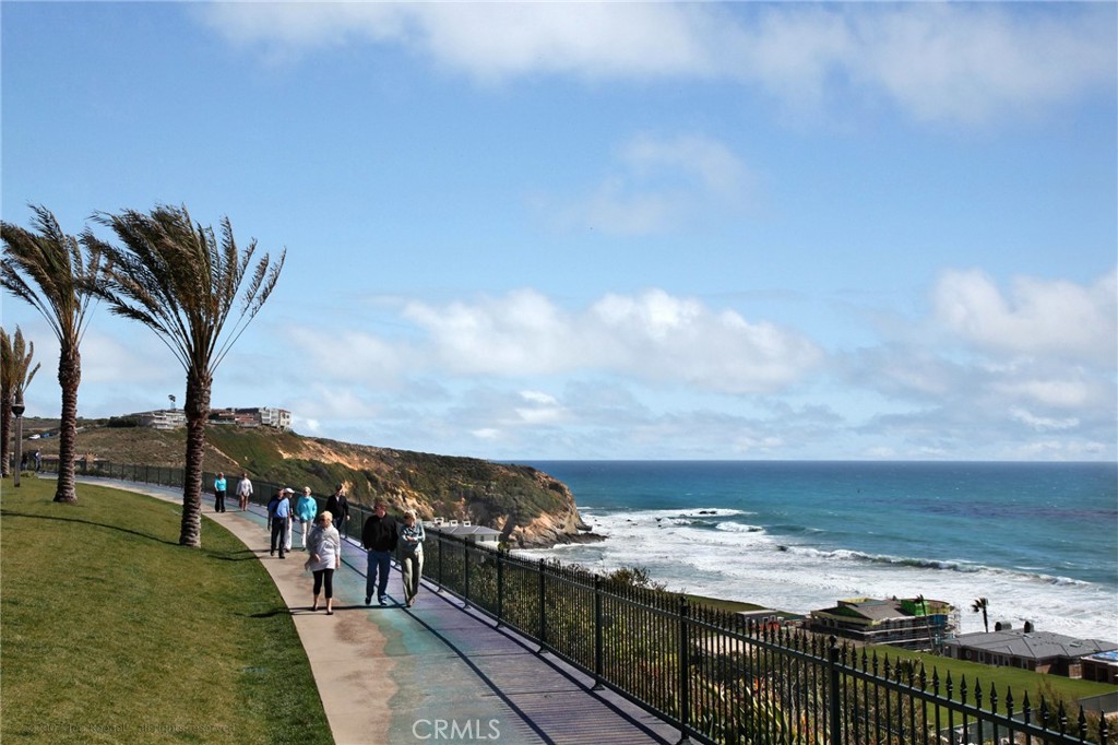 23711 Colima Bay Dana Point, CA 92629 - Photo 45 of 45 a view of a terrace with seating area