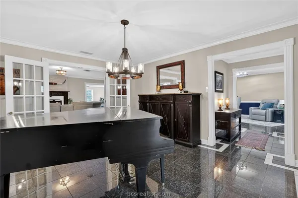 $799,000 | 913 Park Lane, Bryan, TX 77802