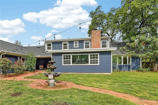 $799,000 | 913 Park Lane, Bryan, TX 77802