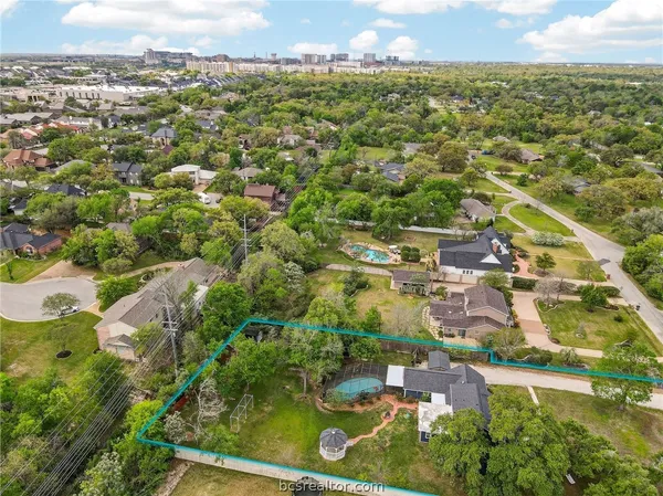 $799,000 | 913 Park Lane, Bryan, TX 77802