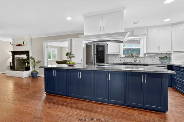 $799,000 | 913 Park Lane, Bryan, TX 77802