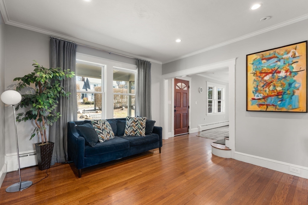 89 Prospect Street Newton, MA 02465 - Photo 6 of 31 a living room with furniture and a large window