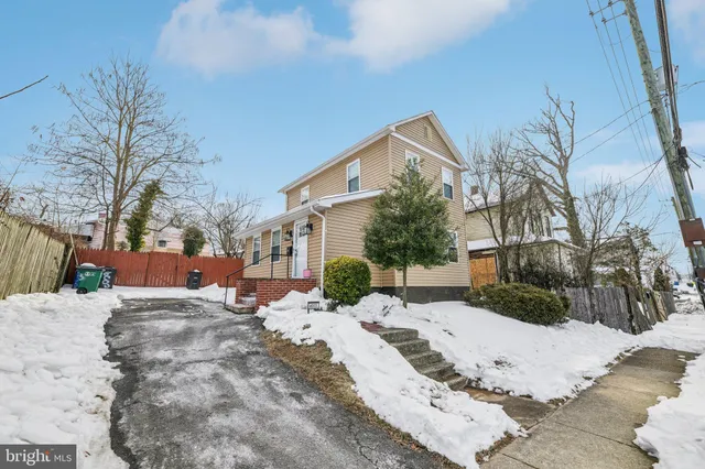 $330,000 | 6003 Seat Pleasant Drive, Capitol Heights, MD 20743