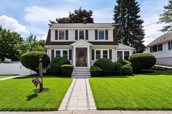 $884,900 | 12 Sunset Road, Stoneham, MA 02180