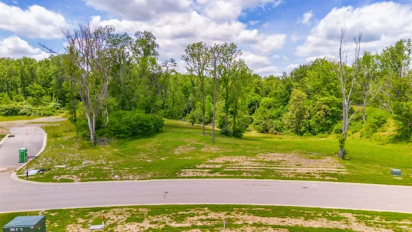 $155,900 | 1583 Victoria Woods, Boonville, IN 47601