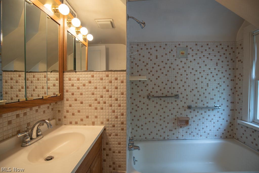 1 Waban Road Timberlake, OH 44095 - Photo 18 of 32 Gallery Image 18