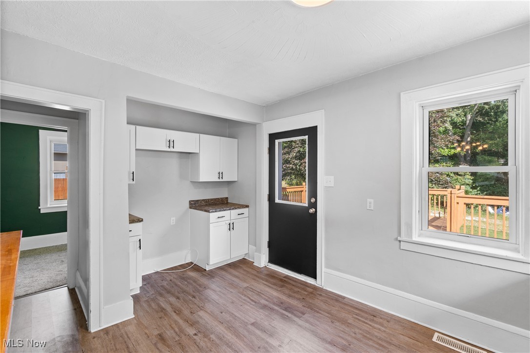2023 Massillon Road Akron, OH 44312 - Photo 13 of 32