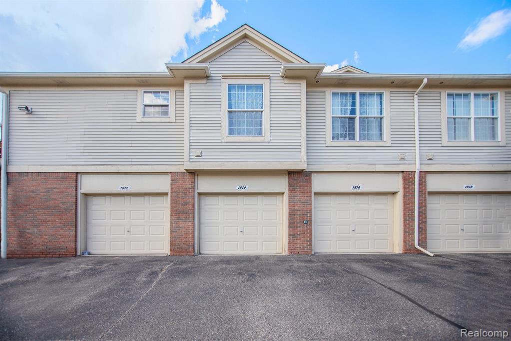 1814 Flagstone Circle Rochester, MI 48307 - Photo 21 of 23