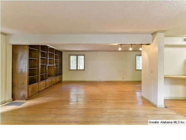 2609 Rocky Ridge Road Birmingham, AL 35243 - Photo 15 of 32