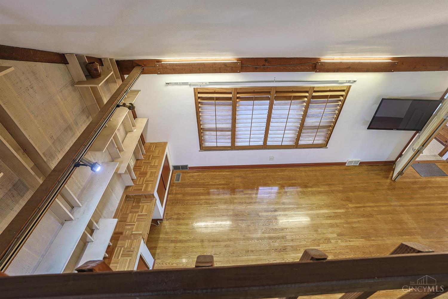 8877 Wuest Road Cincinnati, OH 45251 - Photo 60 of 64