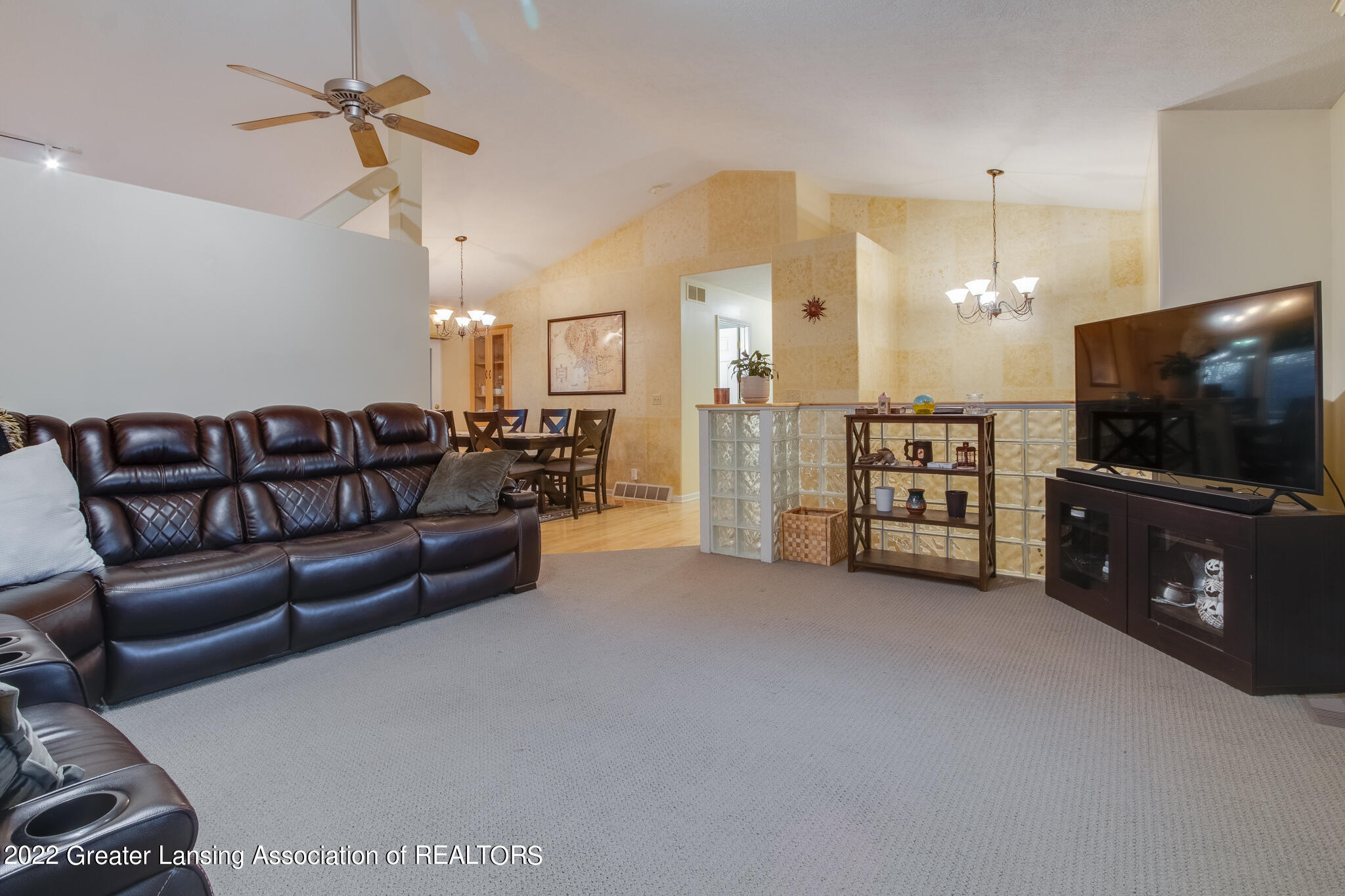 14370 Boichot Road Lansing, MI 48906 - Photo 9 of 47 14370_Boichot_JEFF-35