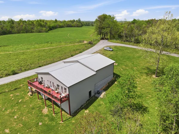 $300,000 | 1757 Buckeye Road, Fayetteville, TN 37334