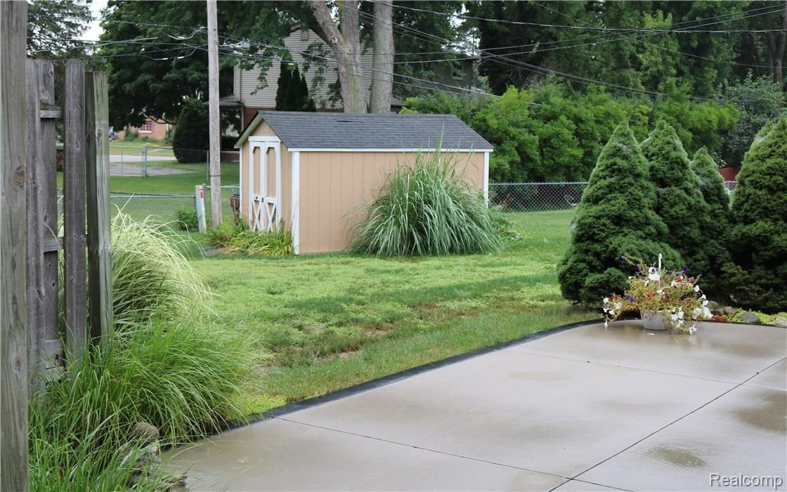 54414 Mound Road Utica, MI 48316 - Photo 35 of 57 IMG_9500.JPG
