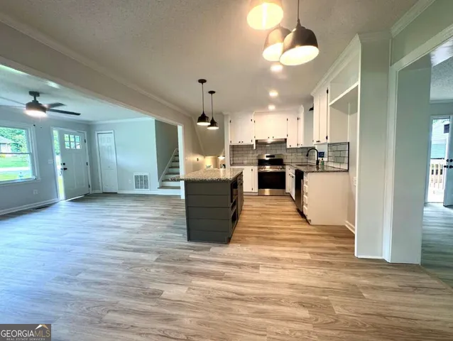 a view of a living room