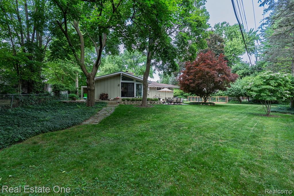 348 Charles Road Rochester, MI 48307 - Photo 24 of 24