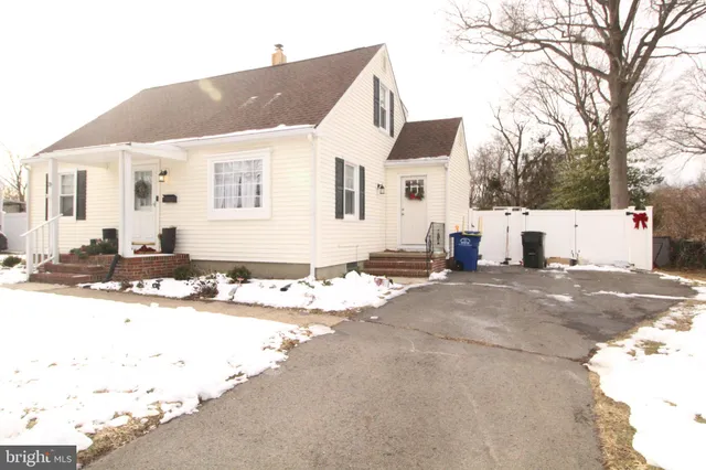 $475,000 | 39 Charles Bossert Drive, Bordentown, NJ 08505