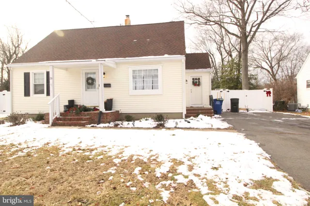 $475,000 | 39 Charles Bossert Drive, Bordentown, NJ 08505