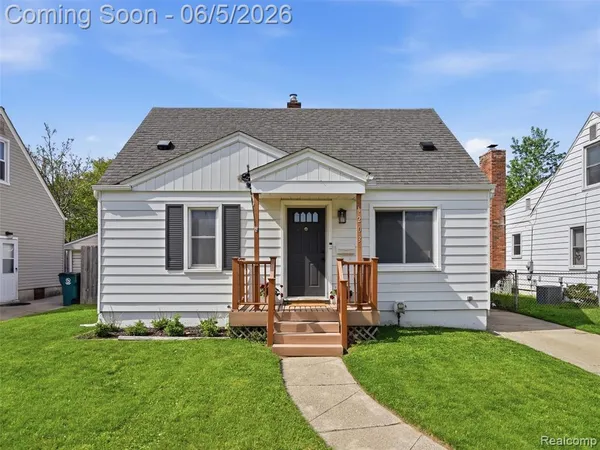 $314,900 | 1203 Whitcomb Avenue, Royal Oak, MI 48073