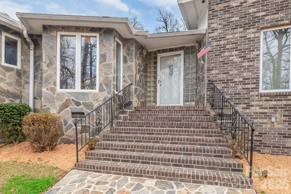 $450,000 | 1643 Old Pardue Road, Lancaster, SC 29720