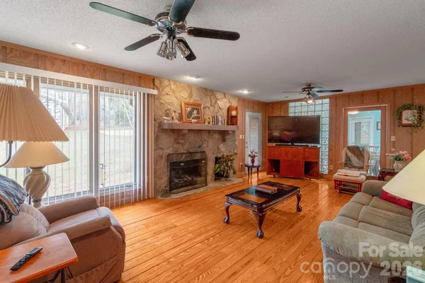 $450,000 | 1643 Old Pardue Road, Lancaster, SC 29720