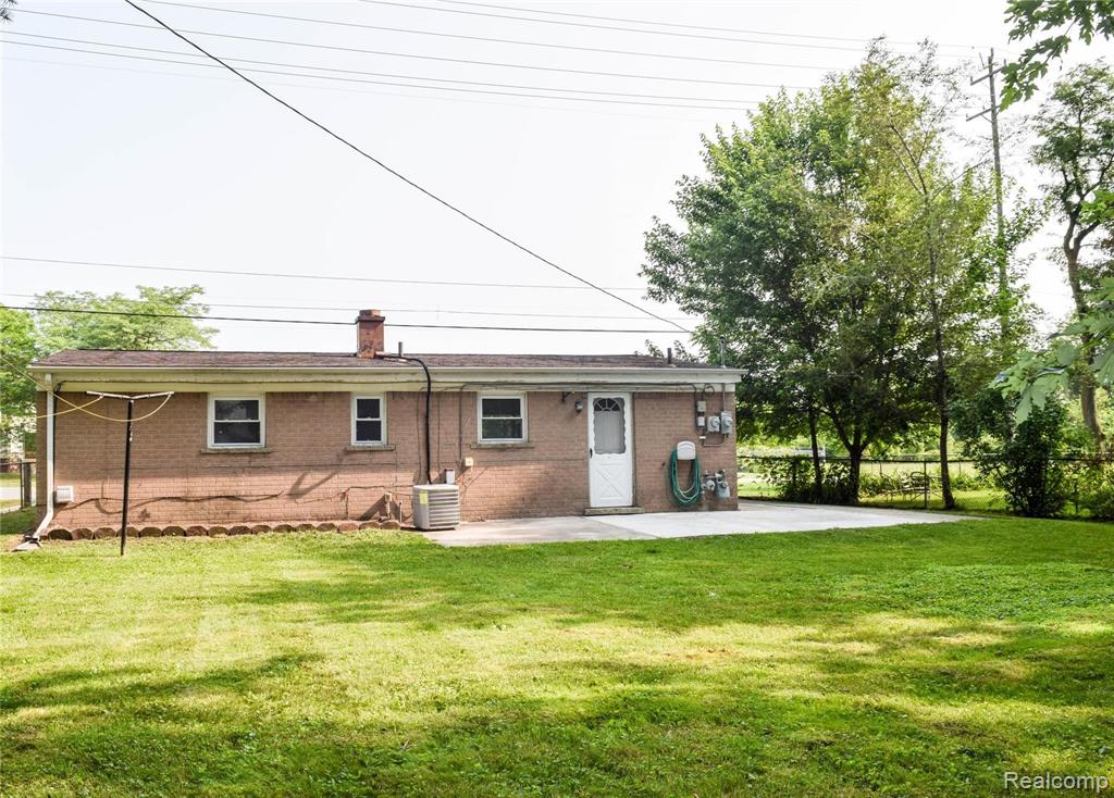 26933 Wick Road Taylor, MI 48180 - Photo 36 of 39 Gallery Image 36