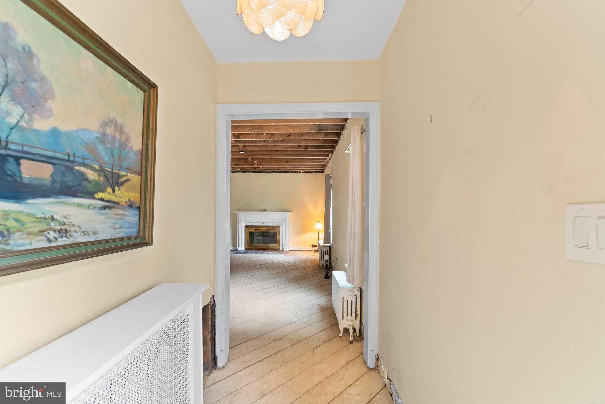 6015 Broad Branch Road Northwest Washington, DC 20015 - Photo 3 of 24 Entry Foyer leads to Liv. Rm