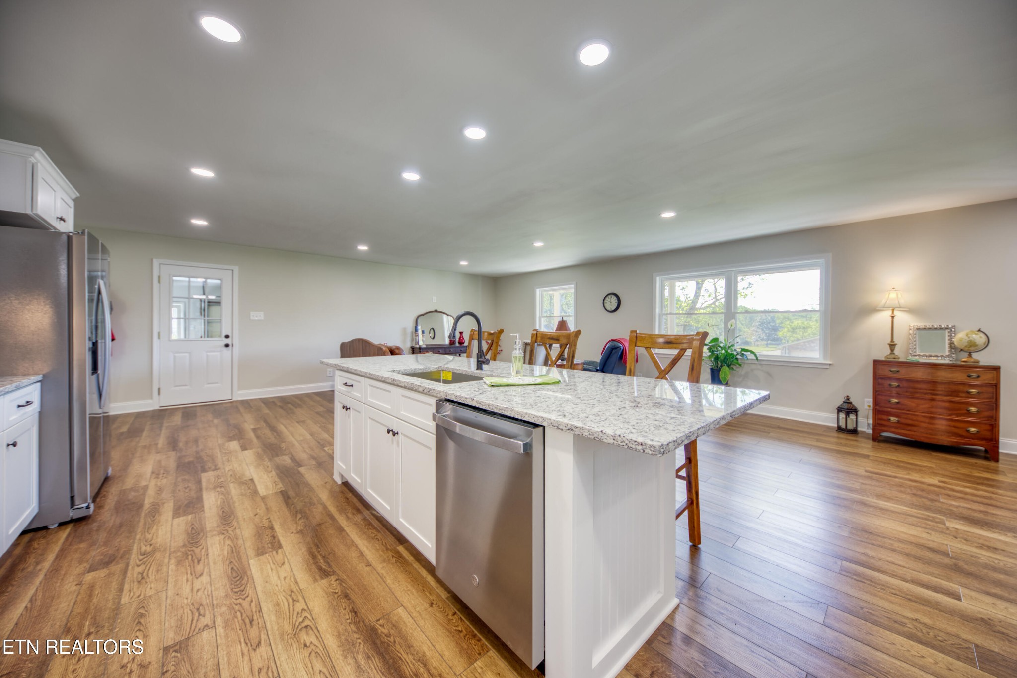 441 East Kingsgate Road Farragut, TN 37934 - Photo 8 of 35 Gallery Image 8
