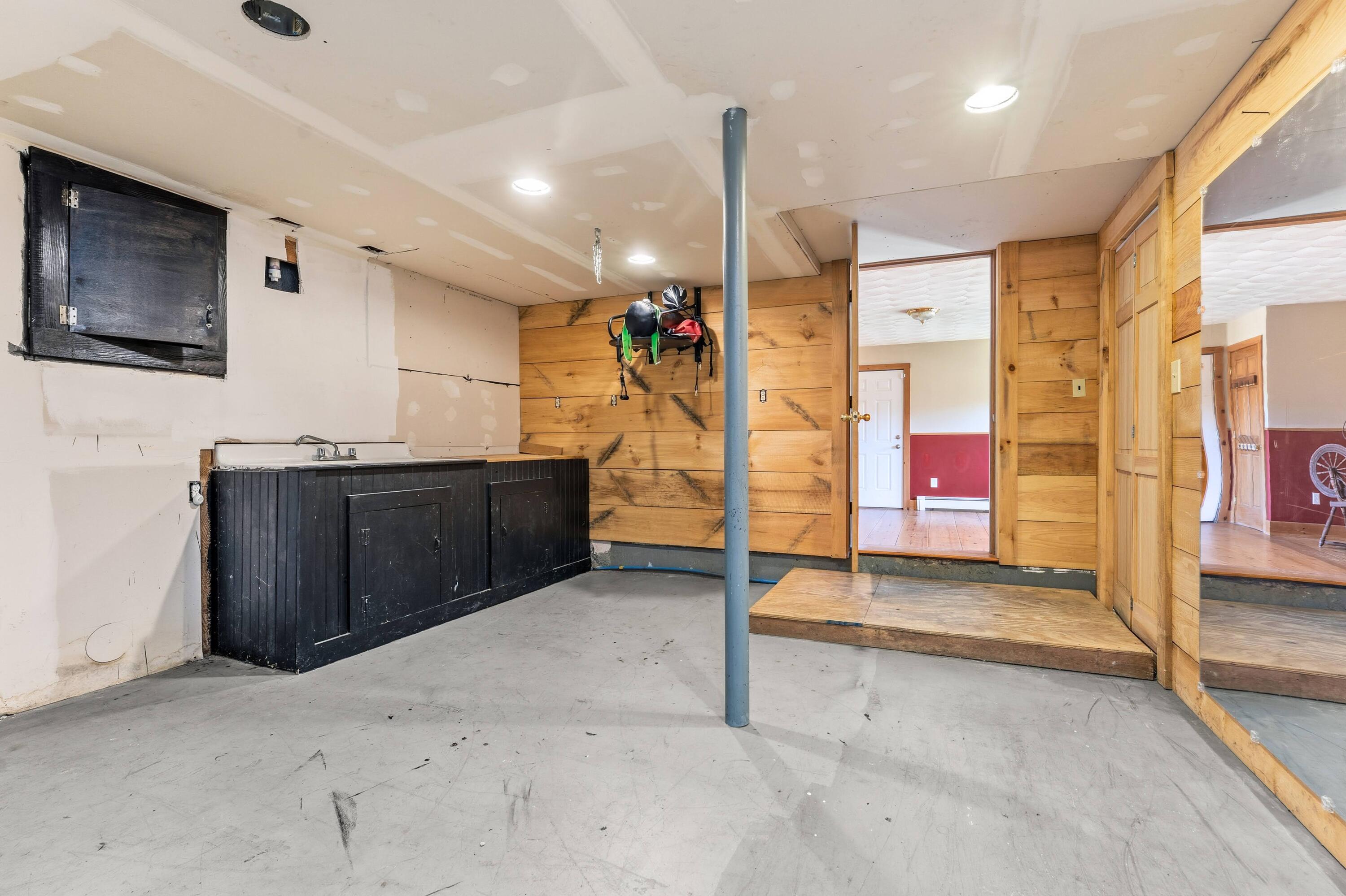 113 Capen Road Gardiner, ME 04345 - Photo 49 of 72 DSC04152