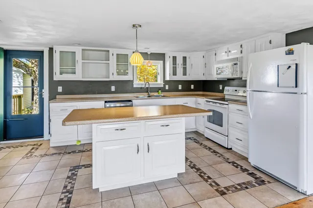 $449,900 | 113 Capen Road, Gardiner, ME 04345