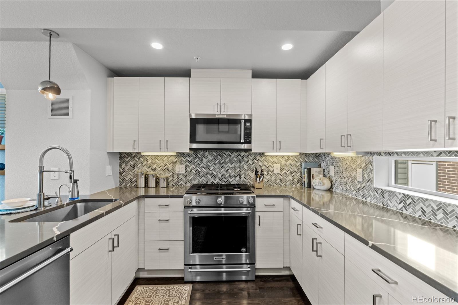 1573 Grove Street, Unit 3 Denver, CO 80204 - Photo 15 of 50