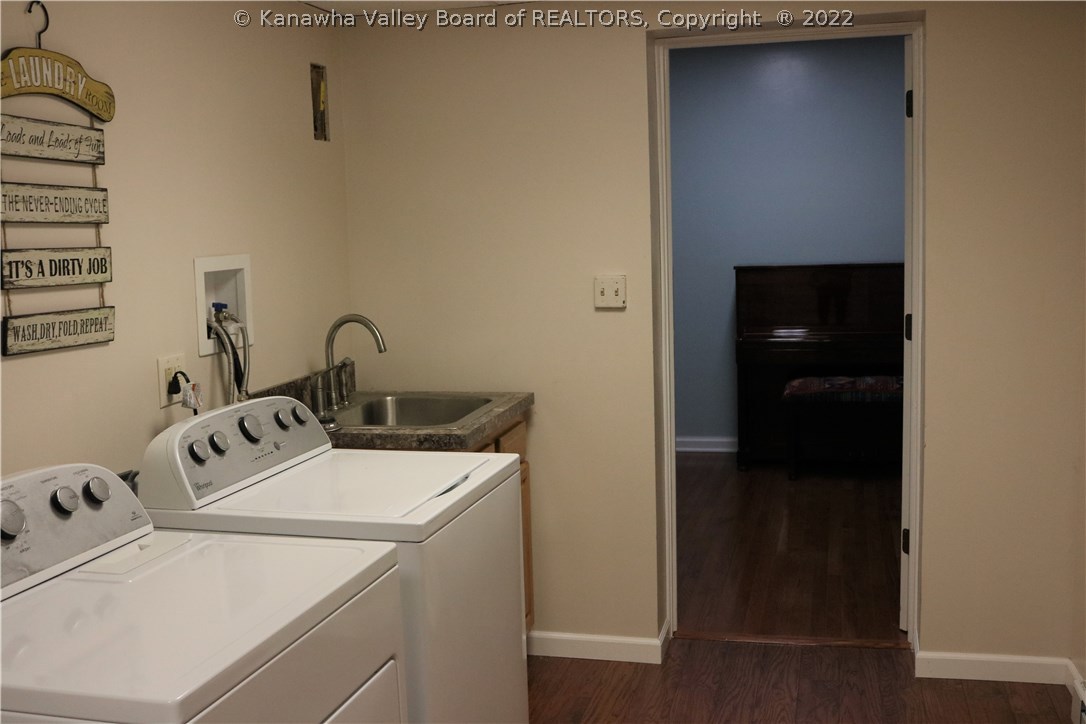 1012 Rustling Road South Charleston, WV 25303 - Photo 27 of 30 Gallery Image 27