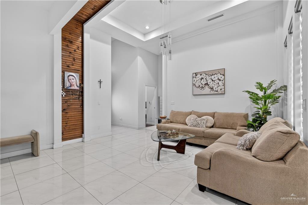 1104 Flamingo Avenue Mission, TX 78572 - Photo 2 of 19