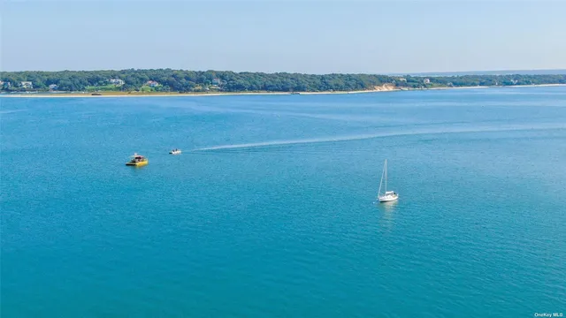 $10,000 | 189 Old Harbor Road, New Suffolk, NY 11956