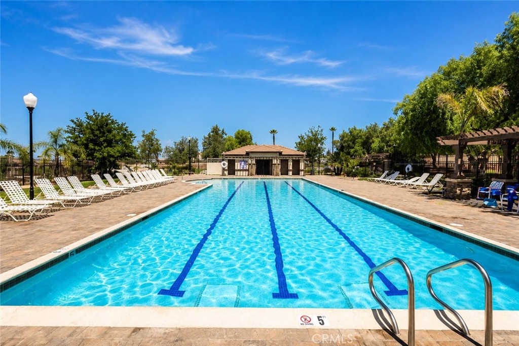 17081 Greentree Drive Riverside, CA 92503 - Photo 41 of 44