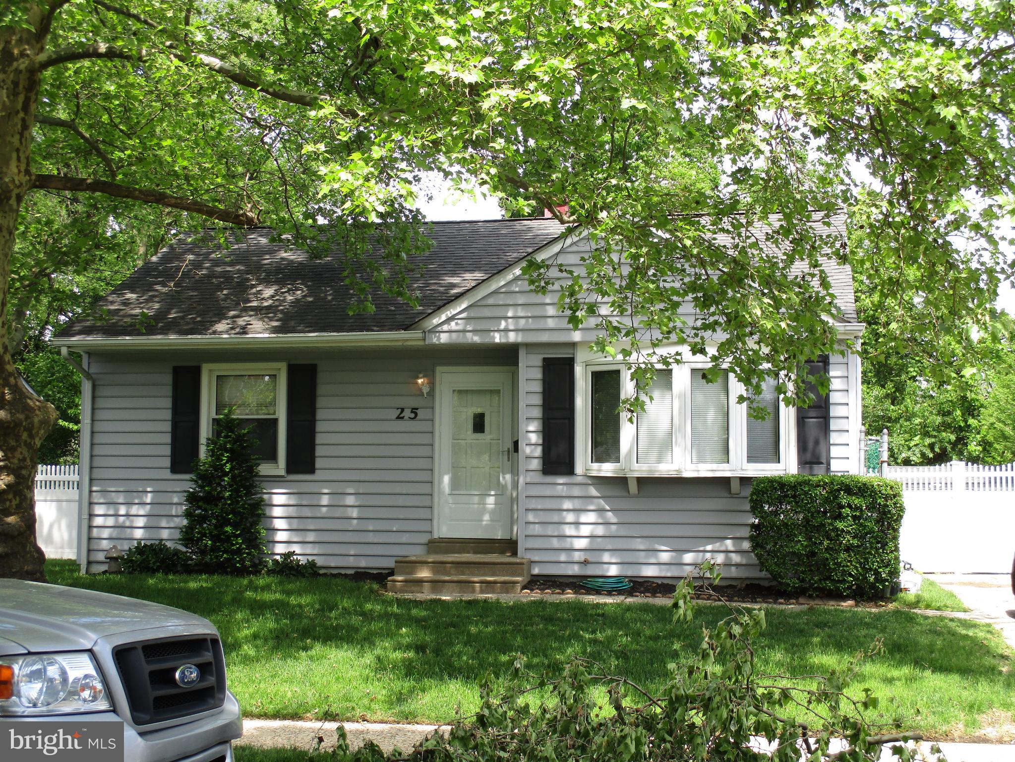 25 Overbrook Avenue Maple Shade, NJ 08052 - Photo 1 of 17 Gallery Image 1
