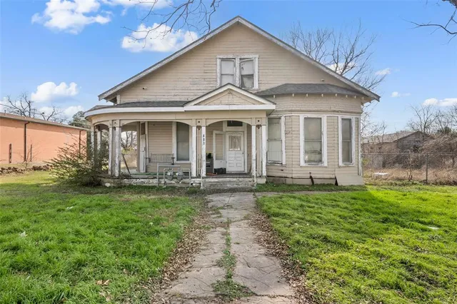 $95,000 | 216 Fortune Street, Marlin, TX 76661