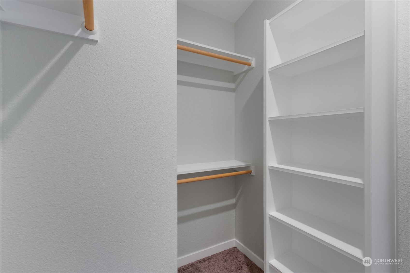 125 Hackett Road Longview, WA 98632 - Photo 26 of 34 a empty closet with white paint