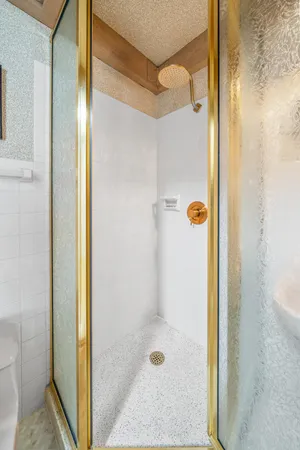 $565,000 | 930 Alpine Drive, Unit PP2, Fontana, WI 53125