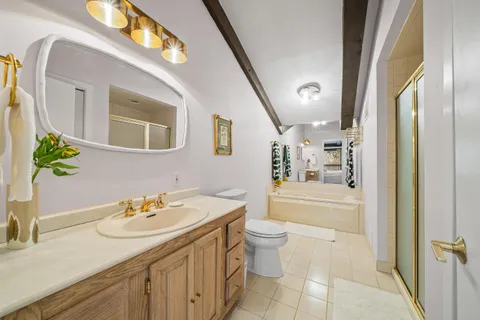 $565,000 | 930 Alpine Drive, Unit PP2, Fontana, WI 53125