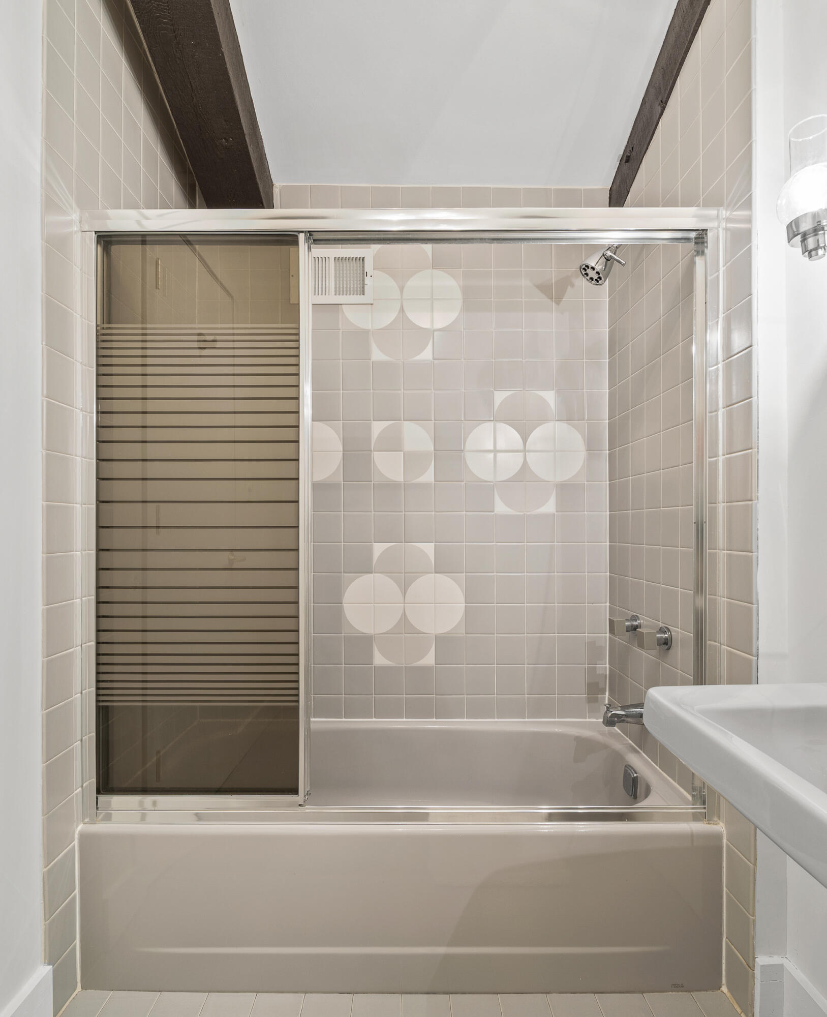 930 Alpine Drive, Unit PP2 Fontana, WI 53125 - Photo 45 of 89 930 Alpine Ct PP2-36