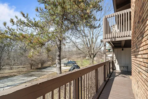 $565,000 | 930 Alpine Drive, Unit PP2, Fontana, WI 53125
