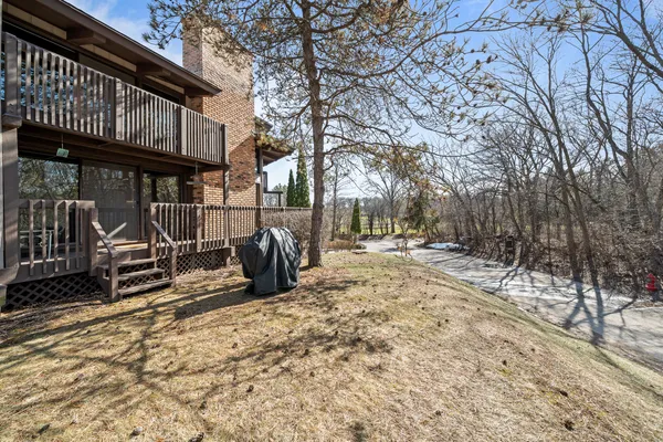 $565,000 | 930 Alpine Drive, Unit PP2, Fontana, WI 53125