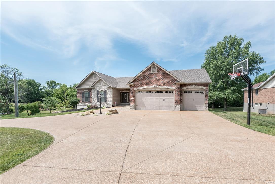 4644 Butler Hill Road St. Louis, MO 63128 - Photo 41 of 48 Gallery Image 41