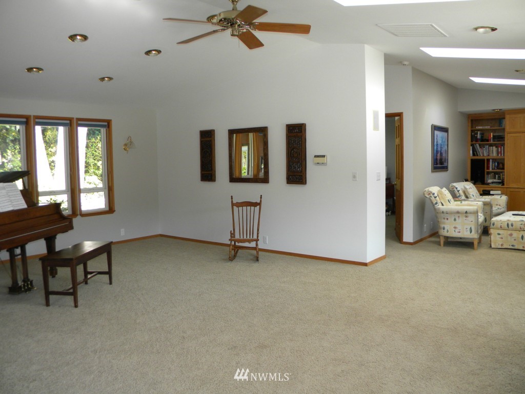 19222 Patterson Road East Orting, WA 98360 - Photo 12 of 15
