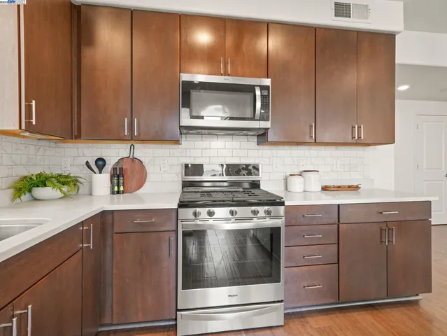 $849,900 | 1421 Nightshade Road, Unit 31, Milpitas, CA 95035